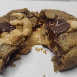 Crunchy Penuts Cookie