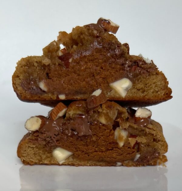 Crunchy Almond Cookie